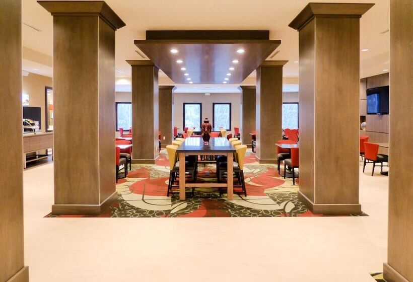 فندق Holiday Inn Express & Suites Plymouth   Ann Arbor Area, An Ihg