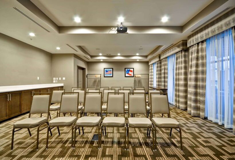 Отель Homewood Suites By Hilton Cincinnati/west Chester