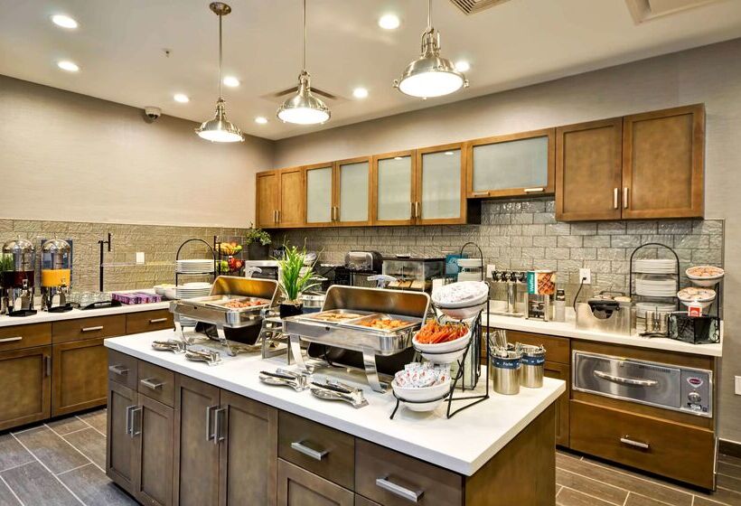 Отель Homewood Suites By Hilton Cincinnati/west Chester