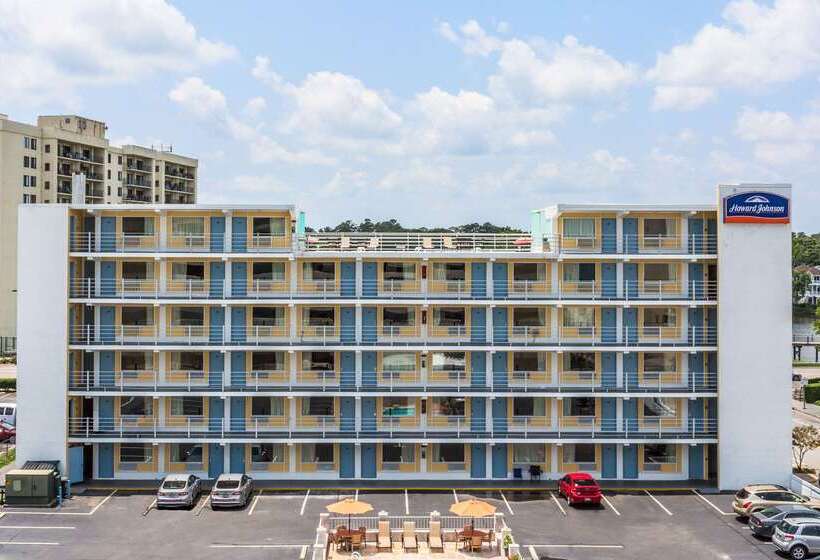 فندق Howard Johnson By Wyndham Virginia Beach At The Beach