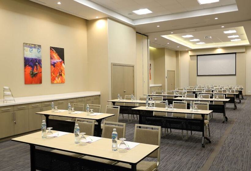 هتل Hyatt Place Tegucigalpa