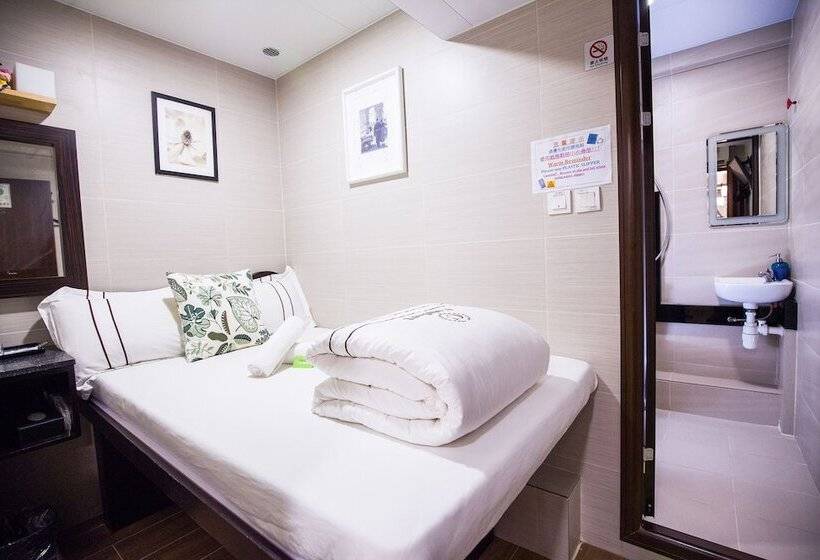 هتل Joyous Guest House