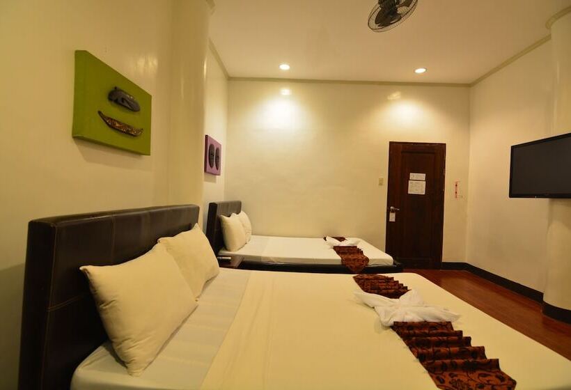 هتل Kawayanan Heights Inn