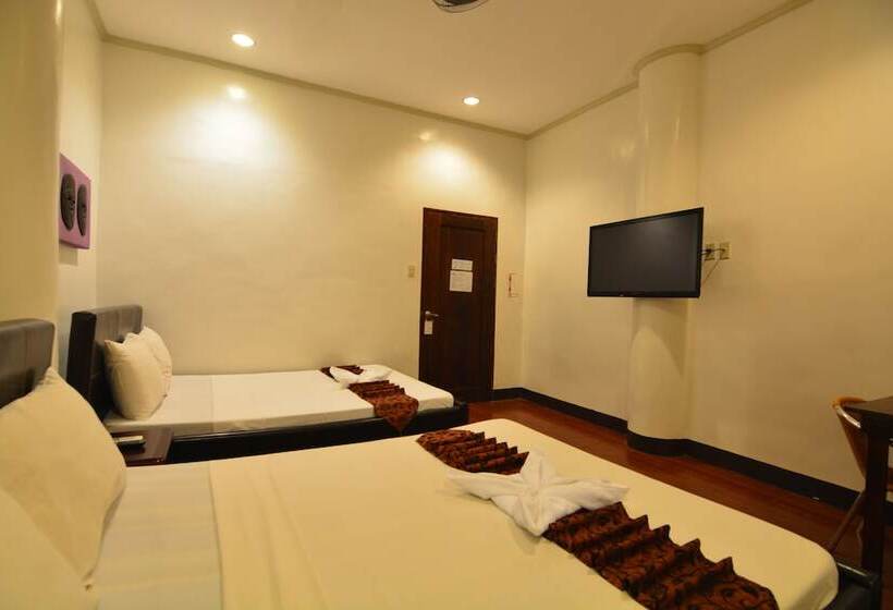 هتل Kawayanan Heights Inn