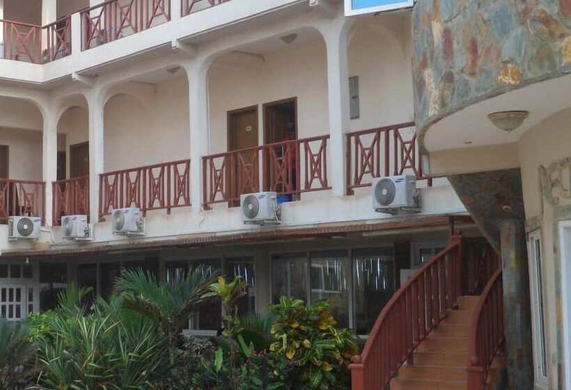 هتل Kings Royal Atlantic