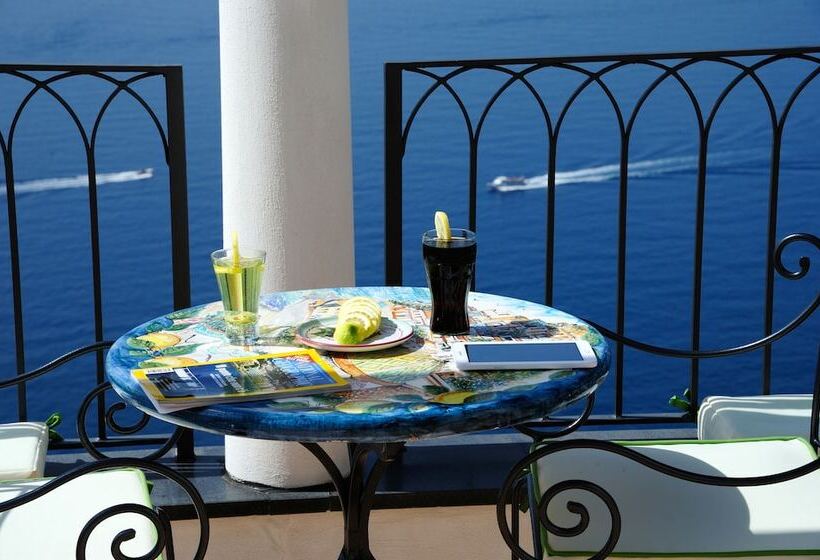 Отель La Casa Del Melograno