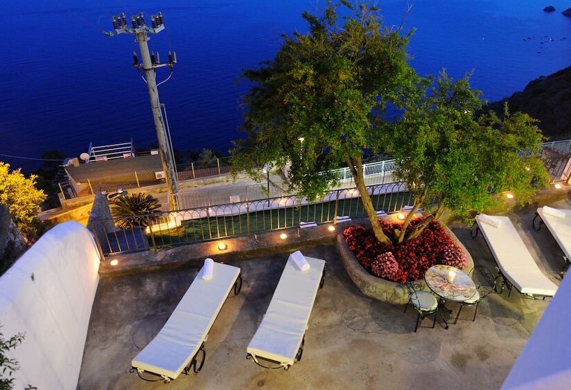 Отель La Casa Del Melograno