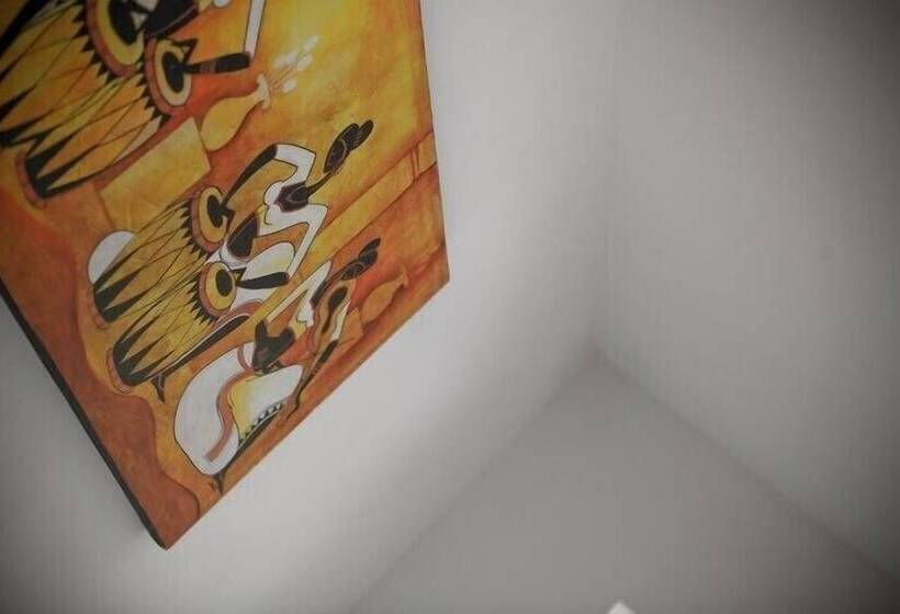 Отель Lavendish Okrin