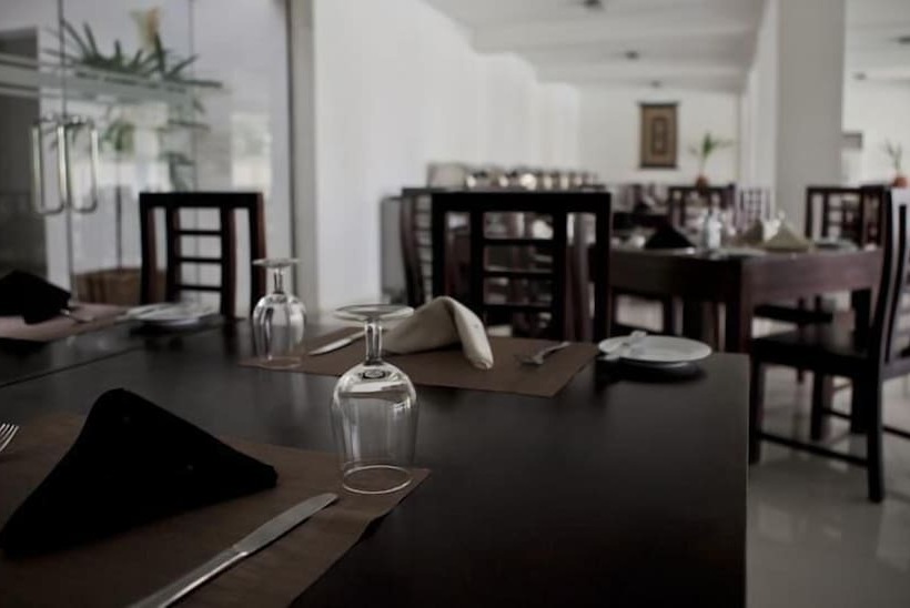 Отель Lavendish Okrin