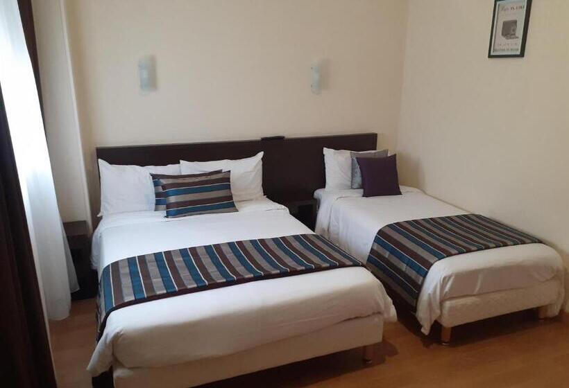 ホテル Le Chapeau Rouge