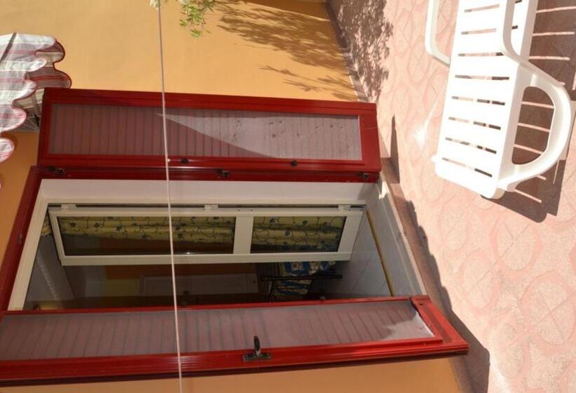 בית מלון כפרי Le Macine