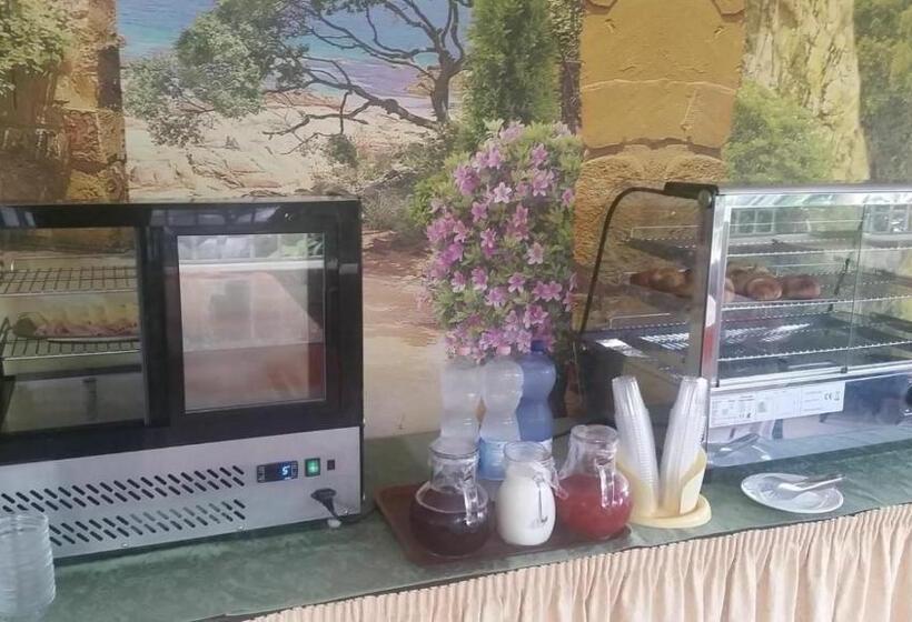 Отель Le Macine