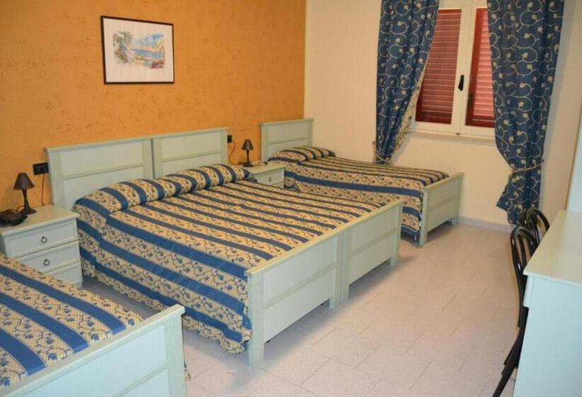 בית מלון כפרי Le Macine