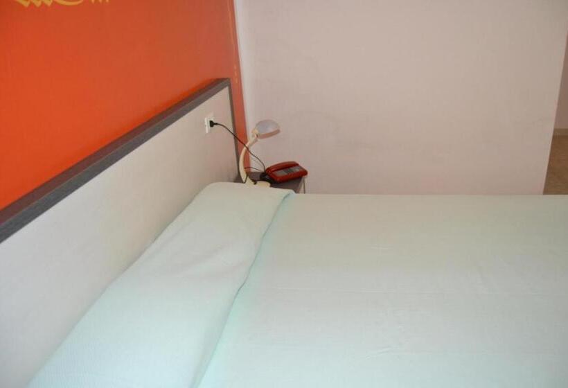 בית מלון כפרי Le Macine