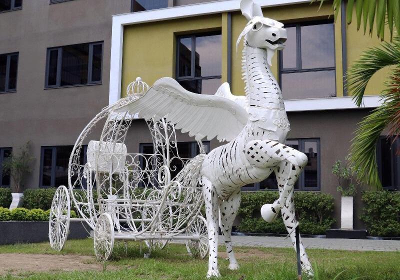 هتل Look Royal Resort