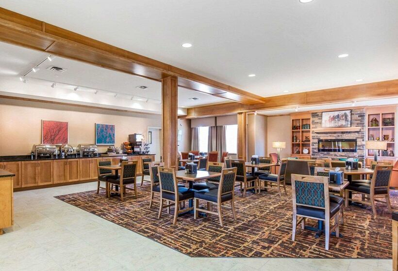 בית מלון כפרי Mainstay Suites Sidney  Medical Center