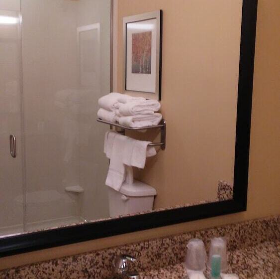 בית מלון כפרי Mainstay Suites Sidney  Medical Center