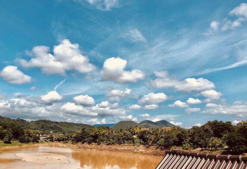 酒店 Merry Riverside