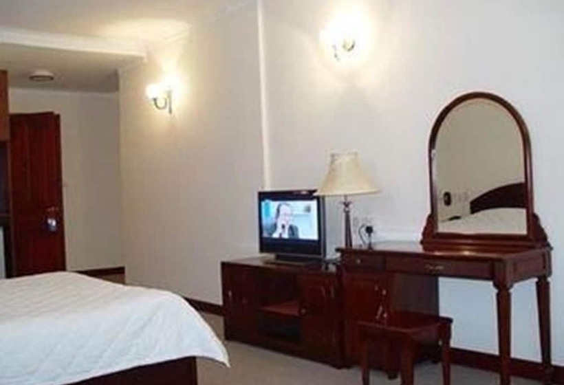 هتل Nha Khach Tien Giang