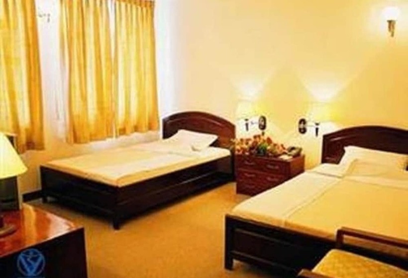 هتل Nha Khach Tien Giang