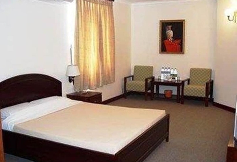 هتل Nha Khach Tien Giang