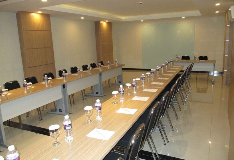 ホテル Nite & Day Batam Jodoh Square