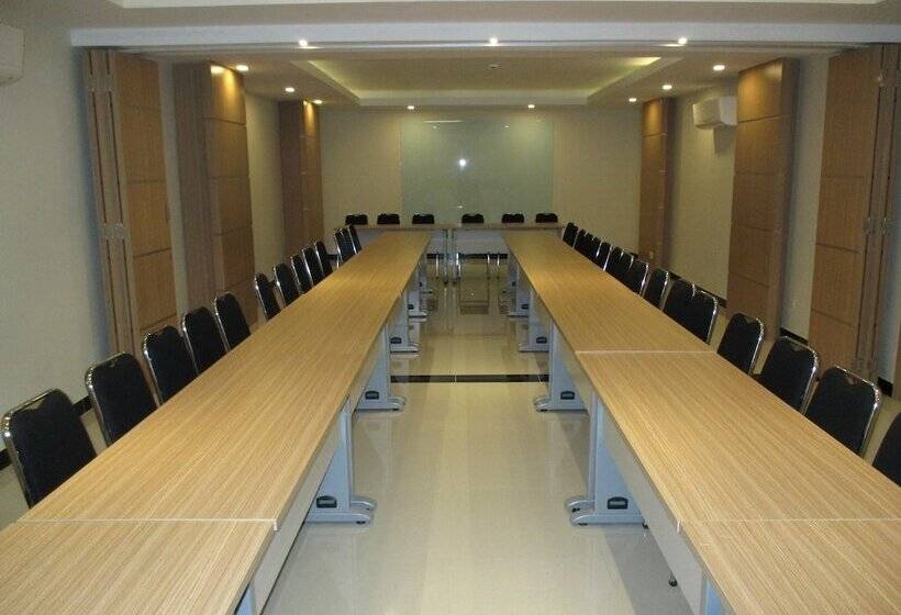 ホテル Nite & Day Batam Jodoh Square