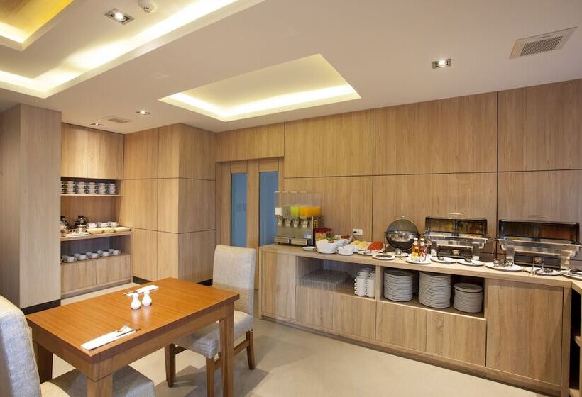 호텔 Paripas Patong Resort Sha Extra Plus