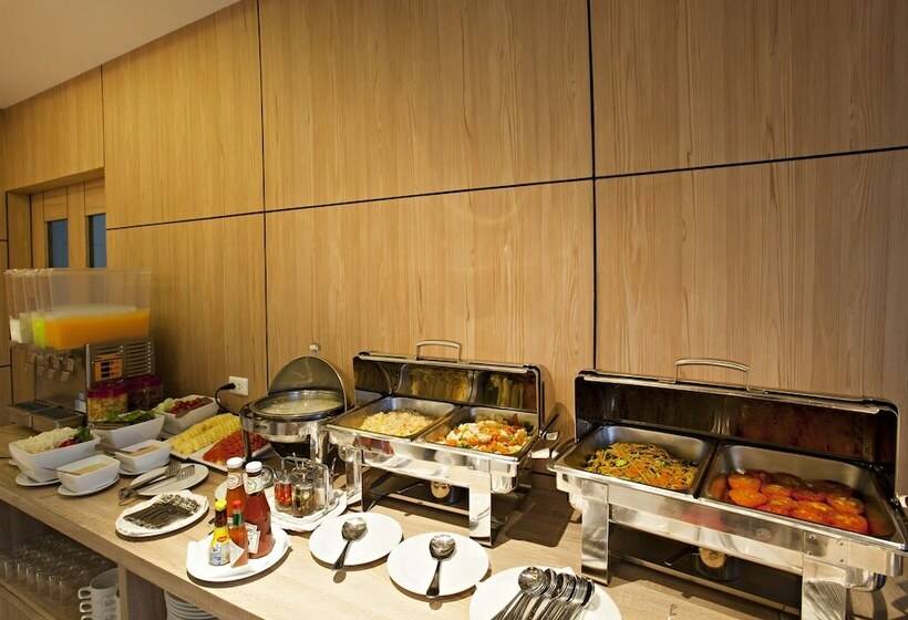 호텔 Paripas Patong Resort Sha Extra Plus