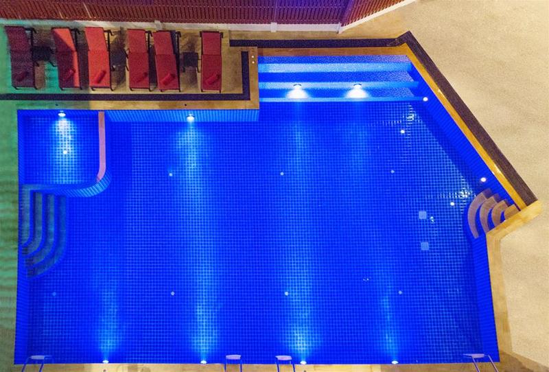 호텔 Paripas Patong Resort Sha Extra Plus