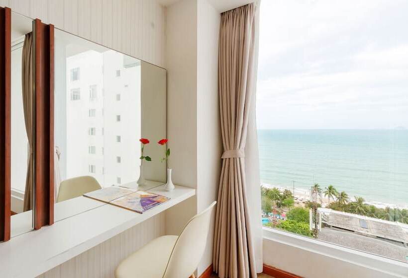 Paris Hotel & Apartment Nha Trang