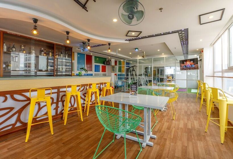 Paris Hotel & Apartment Nha Trang