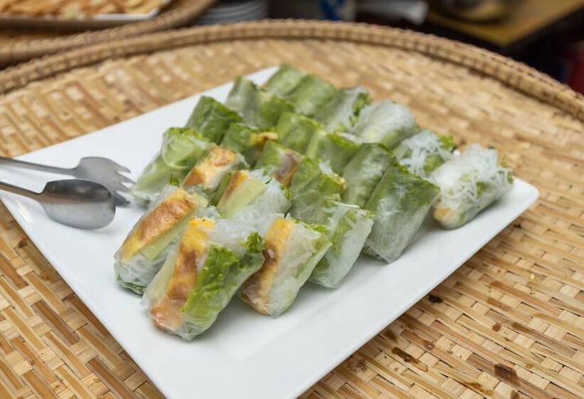 Paris Hotel & Apartment Nha Trang