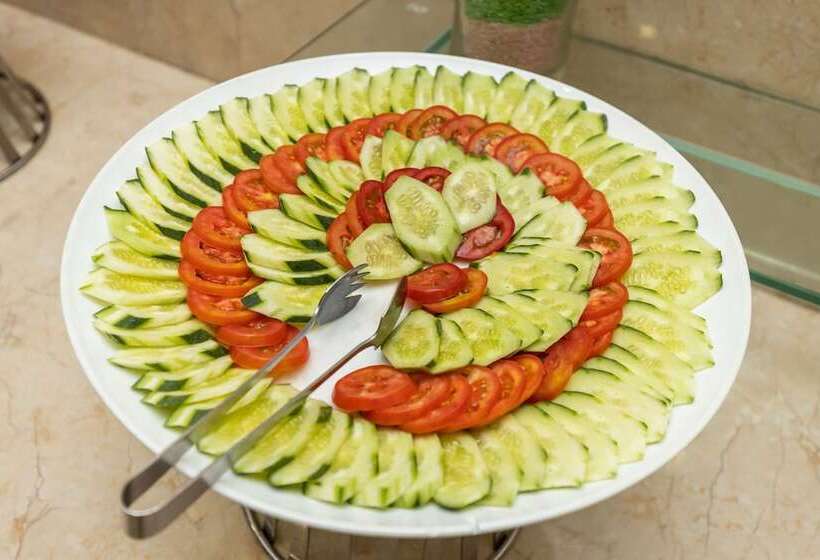 Paris Hotel & Apartment Nha Trang