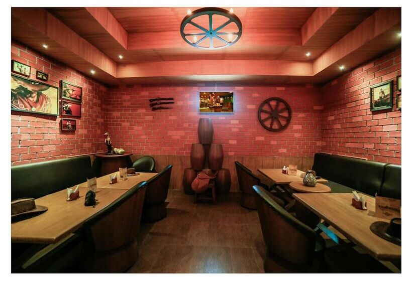 Poppys Hotel Madurai