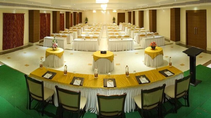 Poppys Hotel Madurai