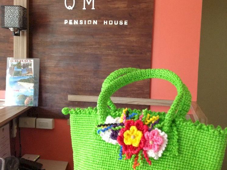 هتل Qm Pension House