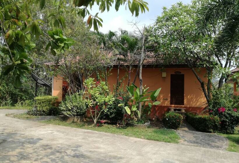 Отель Rimpu Hill Resort