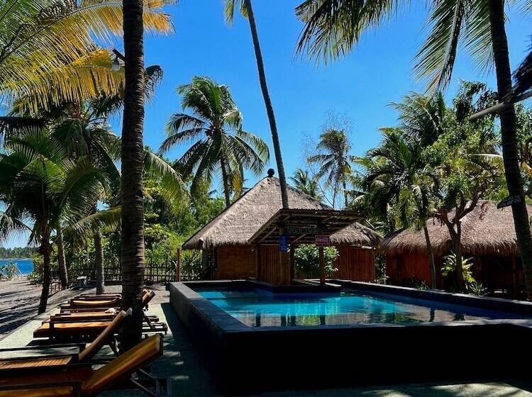 فندق Rinjani Beach Eco Resort
