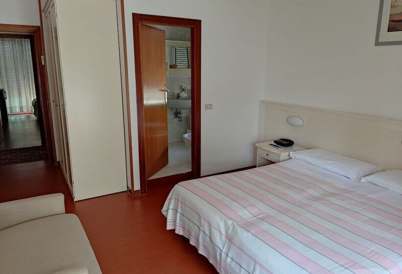 호텔 Ristorante Il Grillo