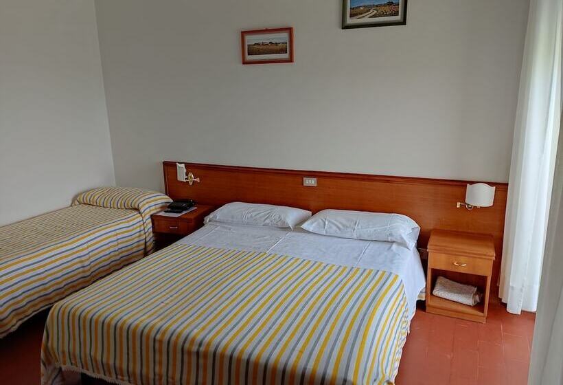 호텔 Ristorante Il Grillo