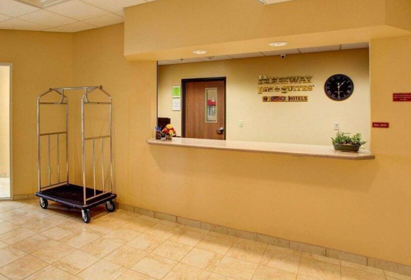 فندق Rodeway Inn & Suites