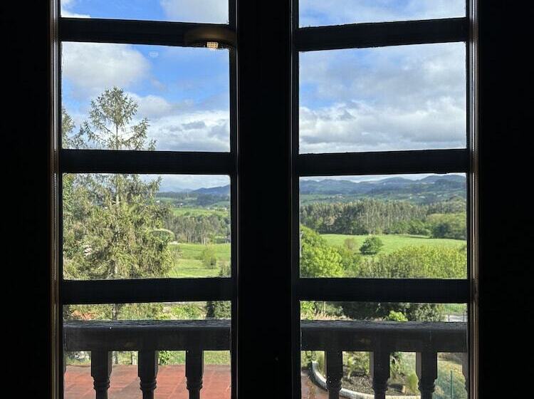 בית מלון כפרי Palacio La Casona De Cerrazo