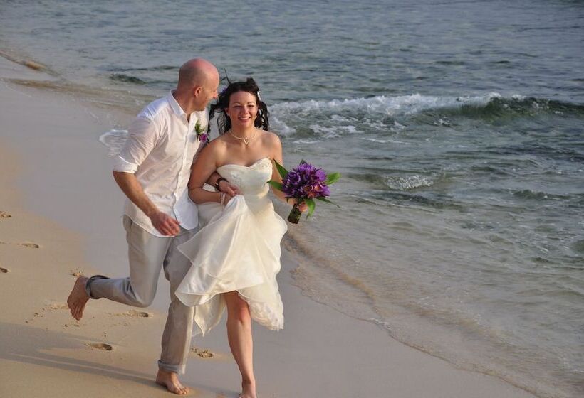 Отель Sea Rock Villa