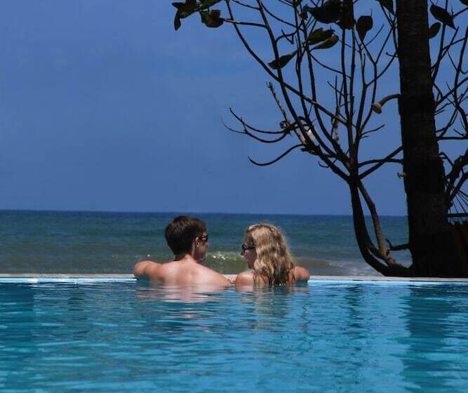 Отель Sea Rock Villa