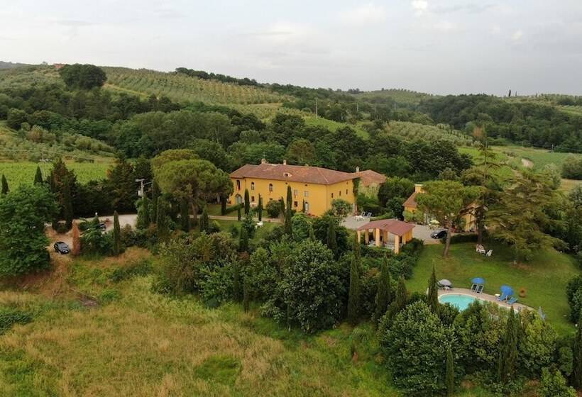 Отель Tenuta Le Colonie