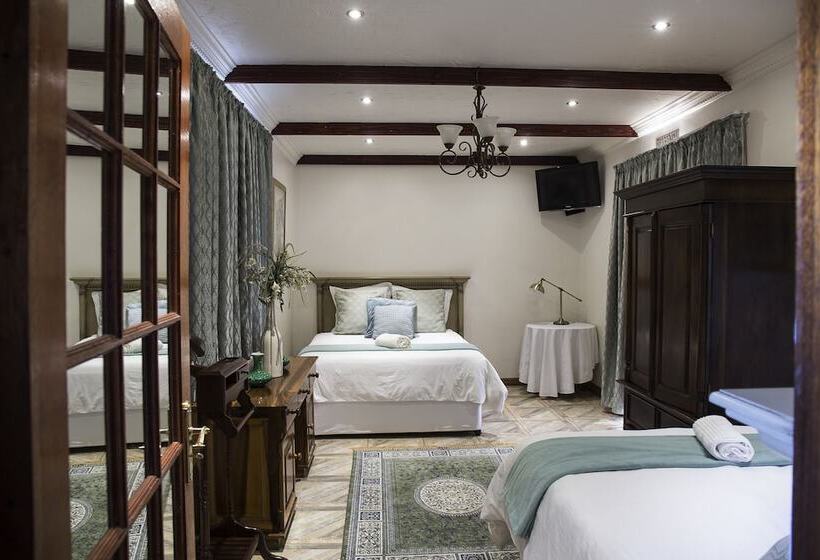 בית מלון כפרי Blue Mango Lodge