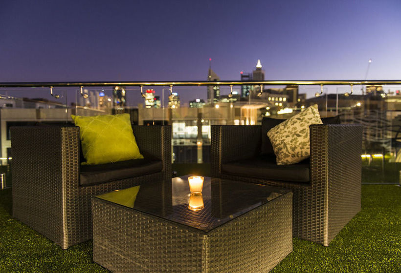 Отель The Nest On Newcastle