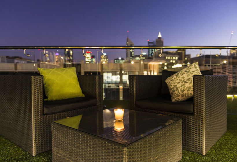 Отель The Nest On Newcastle