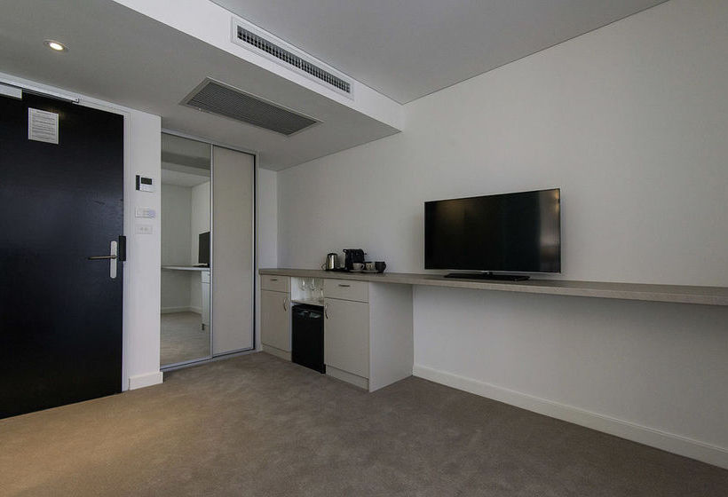 Отель The Nest On Newcastle